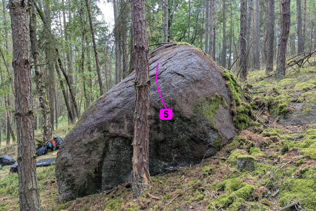 Zprava, Mezi cestama