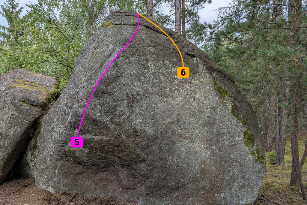 Střed, Obětní skála