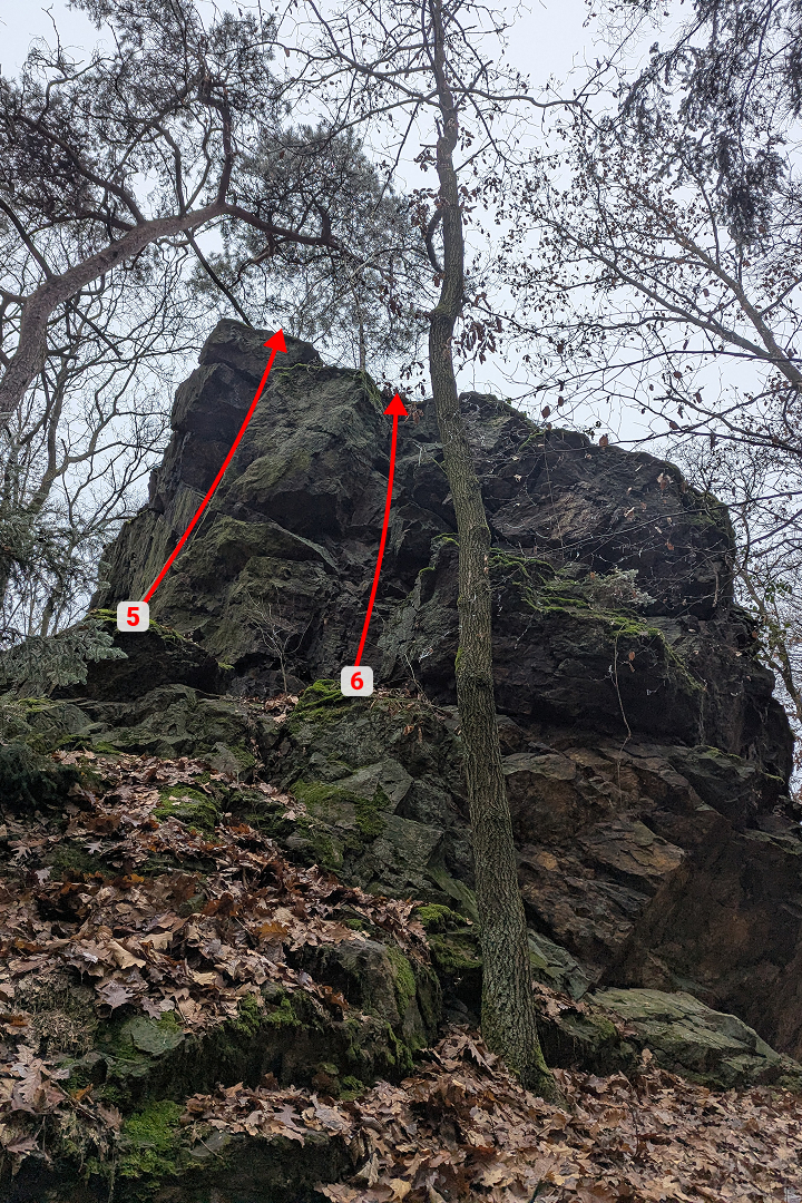 Zprava, Jižní hrot hřebenu